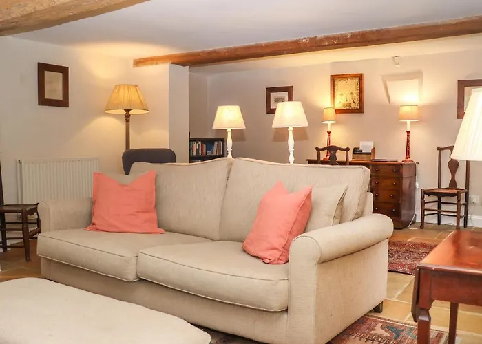 Manor Cottage