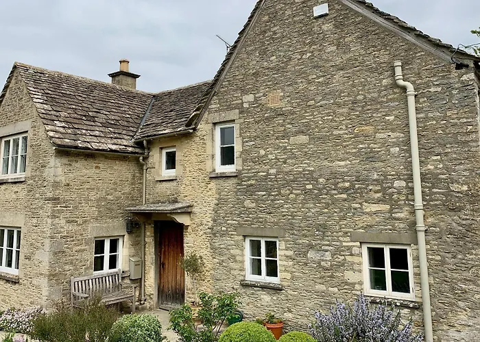 Manor Cottage